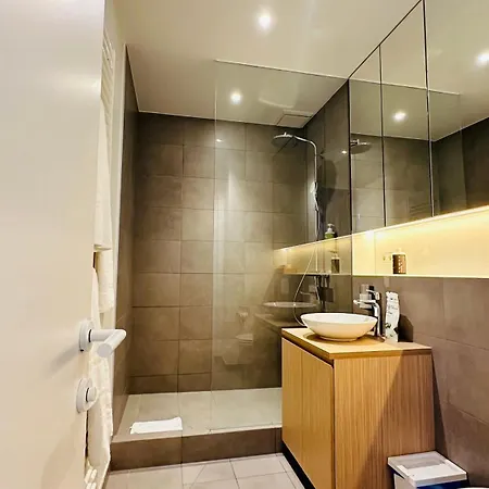 Fischer A La Petrusse 301