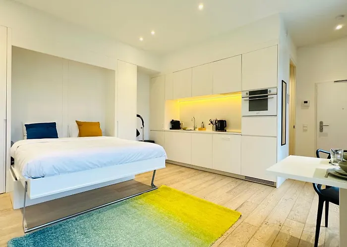 Fischer à La Pétrusse 301 *