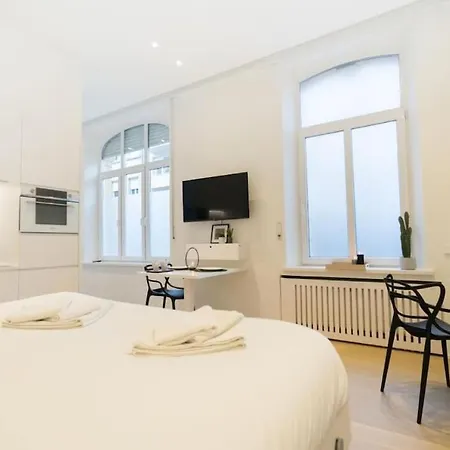 Apartament Fischer A La Petrusse 301